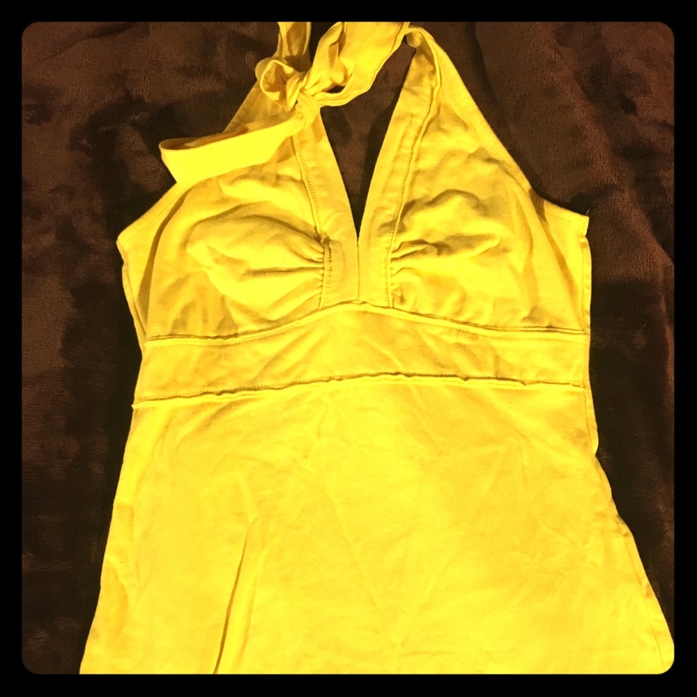 Yellow halter top🌞